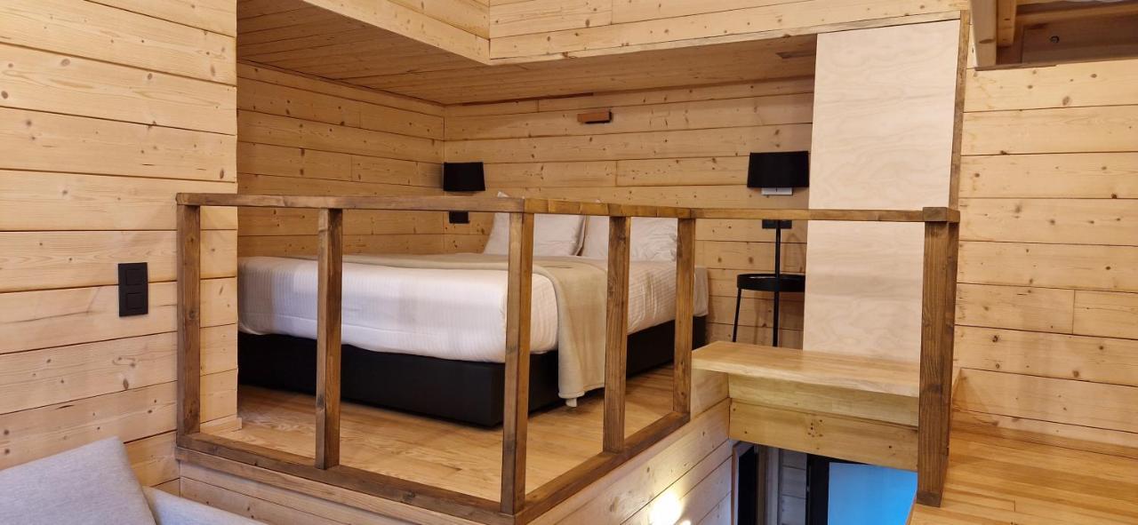 Utopia Village - Art & Nature Lodges Монс Экстерьер фото