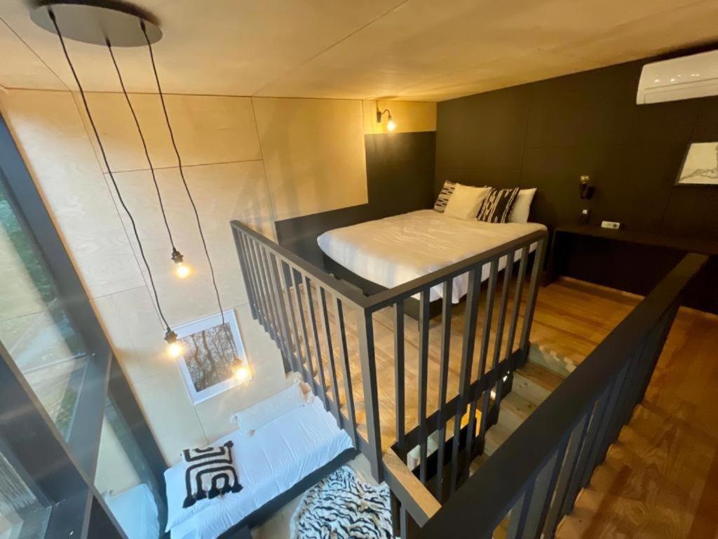 Utopia Village - Art & Nature Lodges Монс Экстерьер фото