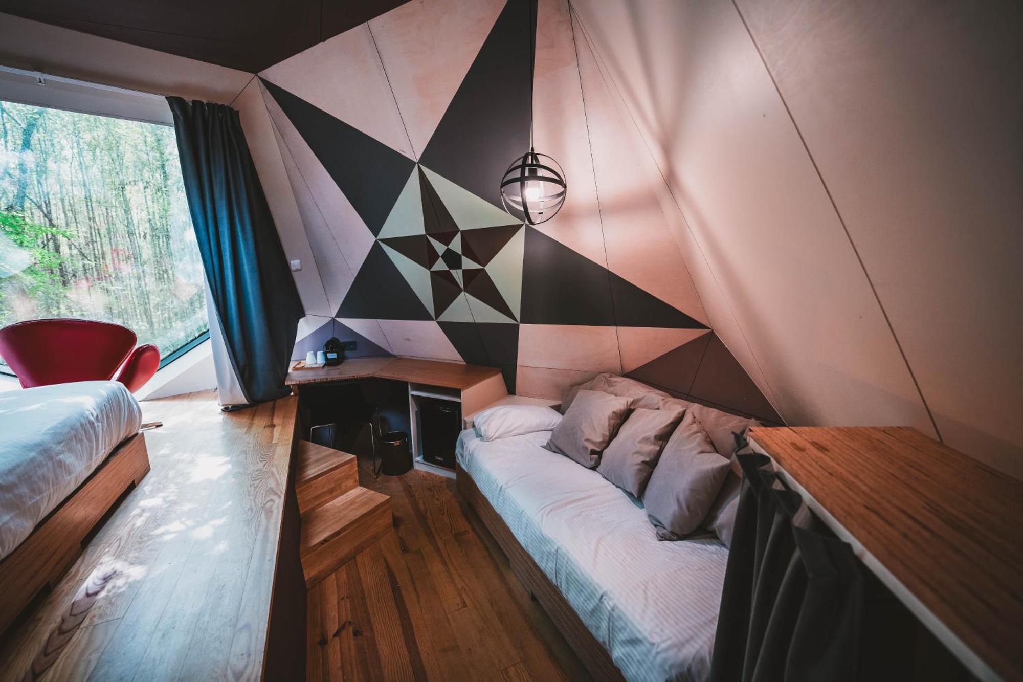 Utopia Village - Art & Nature Lodges Монс Экстерьер фото