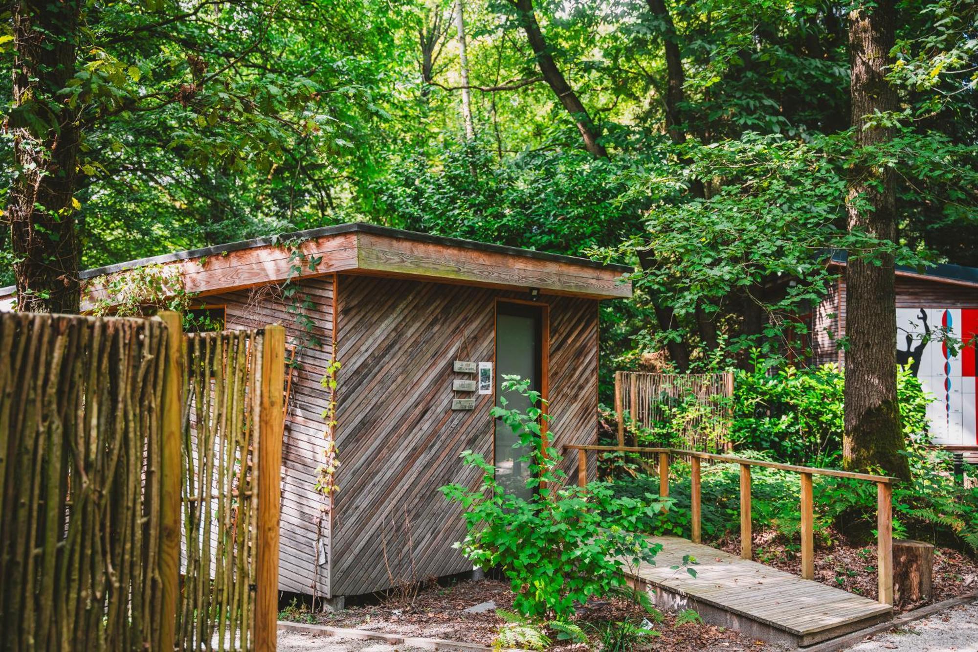 Utopia Village - Art & Nature Lodges Монс Экстерьер фото